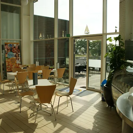 Enjoy Marina Fiskenaes - Wellness & Waterpark Resort 4*