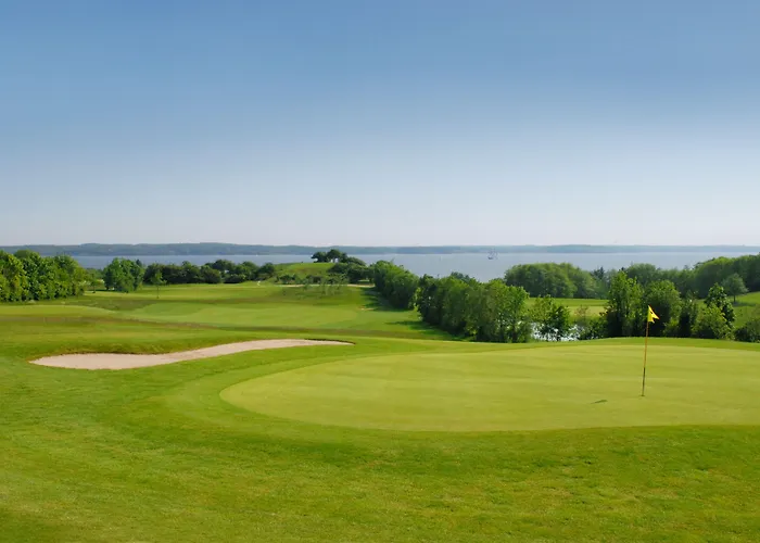 Enjoy Resorts Marina Fiskenaes Resort Grasten